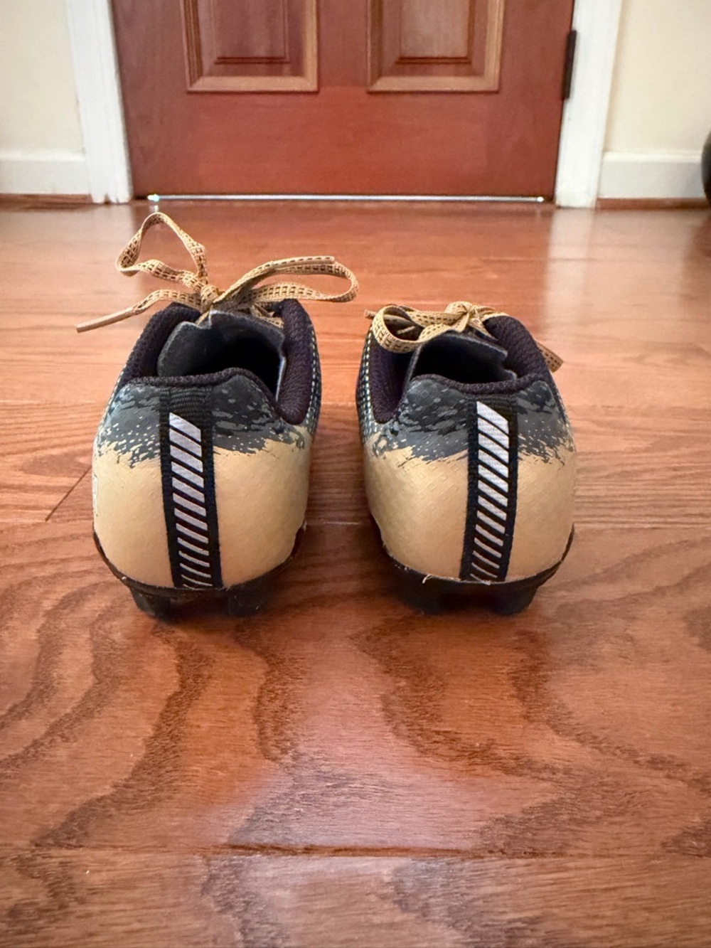 DSG Soccer Cleats - Black with Gold Laces - Size 10 - Picture 6 of 6